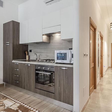 Lovely Piazza Santa Maria Apartment サッサリ エクステリア 写真