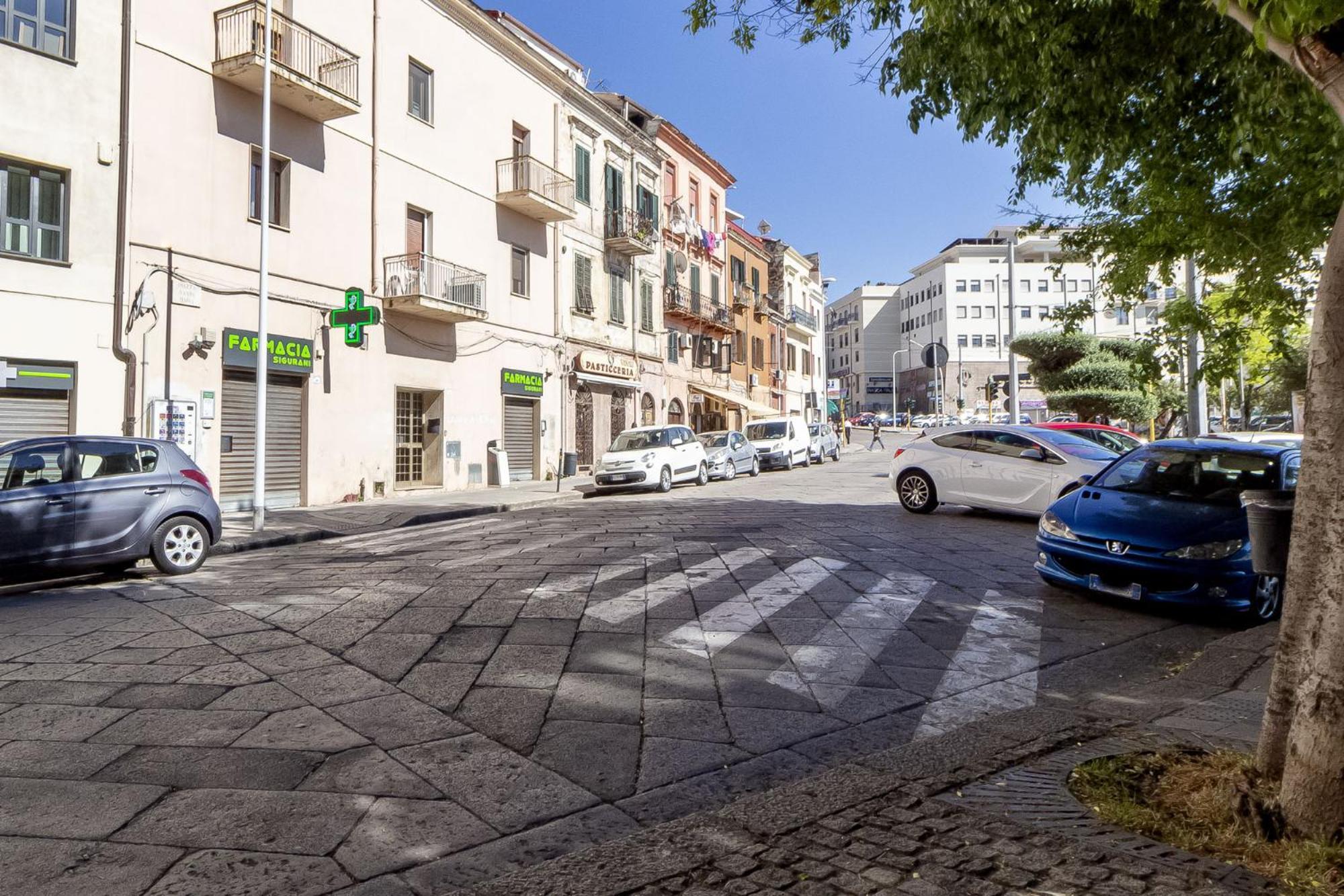 Lovely Piazza Santa Maria Apartment サッサリ エクステリア 写真