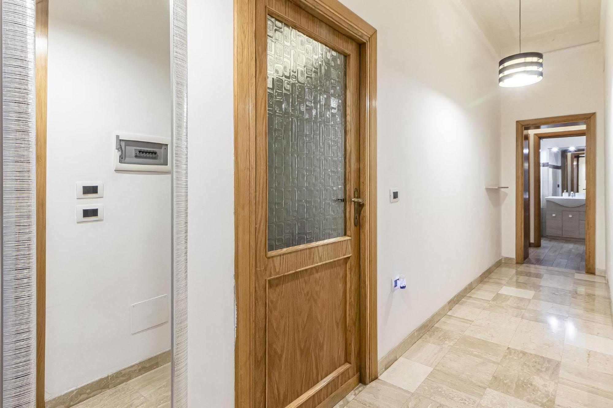 Lovely Piazza Santa Maria Apartment サッサリ エクステリア 写真