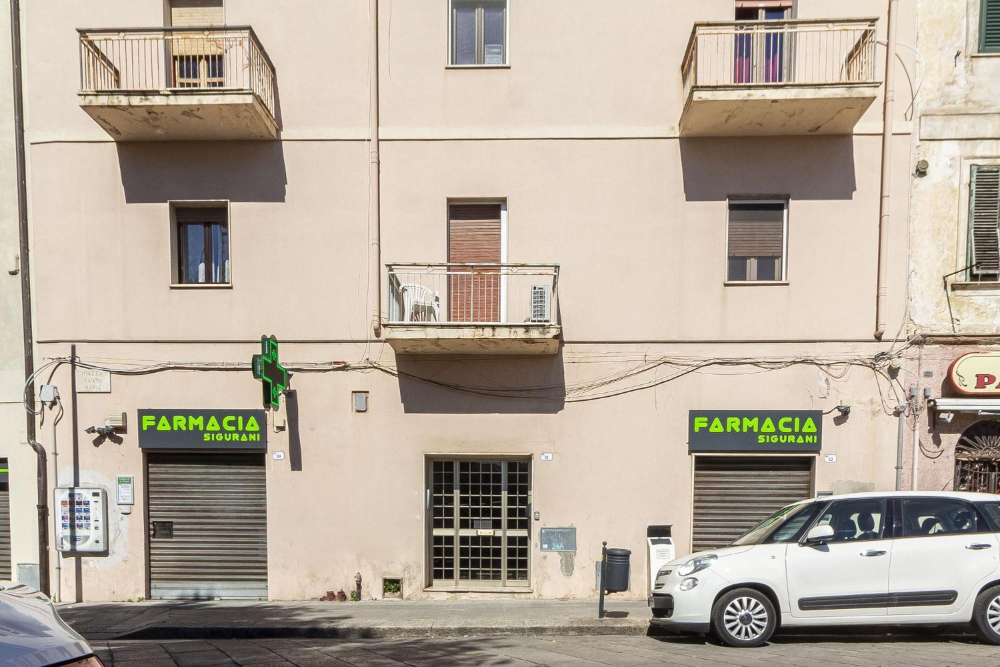 Lovely Piazza Santa Maria Apartment サッサリ エクステリア 写真